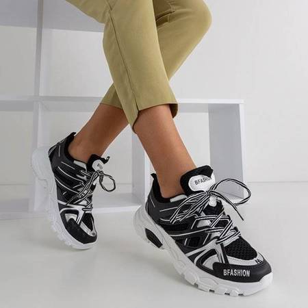 OUTLET Черная женская спортивная обувь от Risika - Обувь