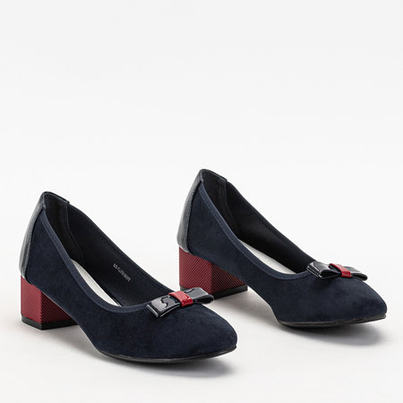 Темно-синие женские туфли на каблуке Sentido