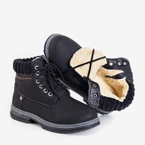 Черные женские утепленные сапоги от Magiten - Обувь