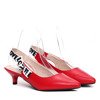 Czerwone sandały na niskiej szpilce - Obuwie