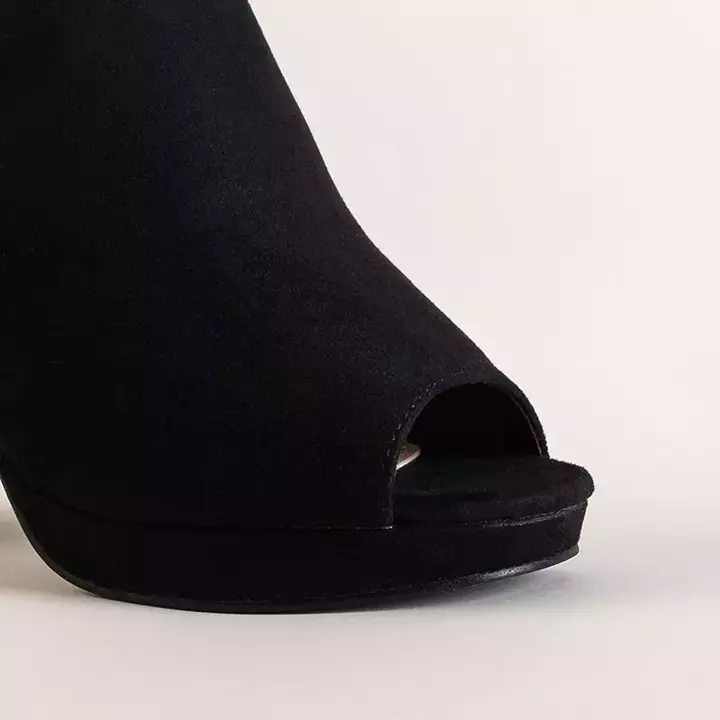 OUTLET Черные женские босоножки на высоком каблуке Wefira - Обувь
