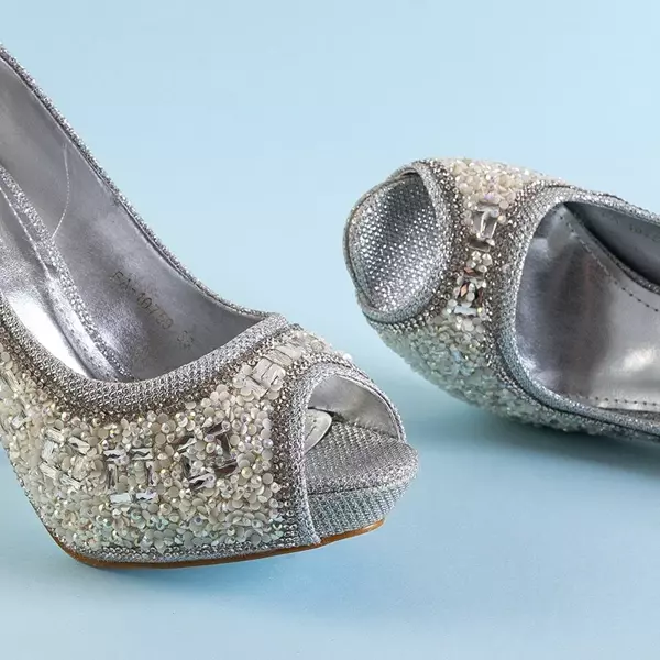 OUTLET Серебряные женские туфли-лодочки с орнаментом Verdad - Обувь