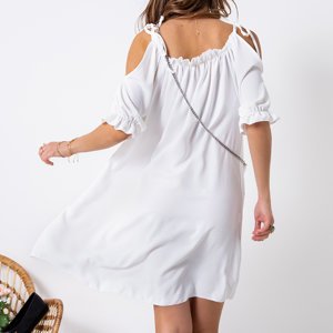 Біла жіноча сукня