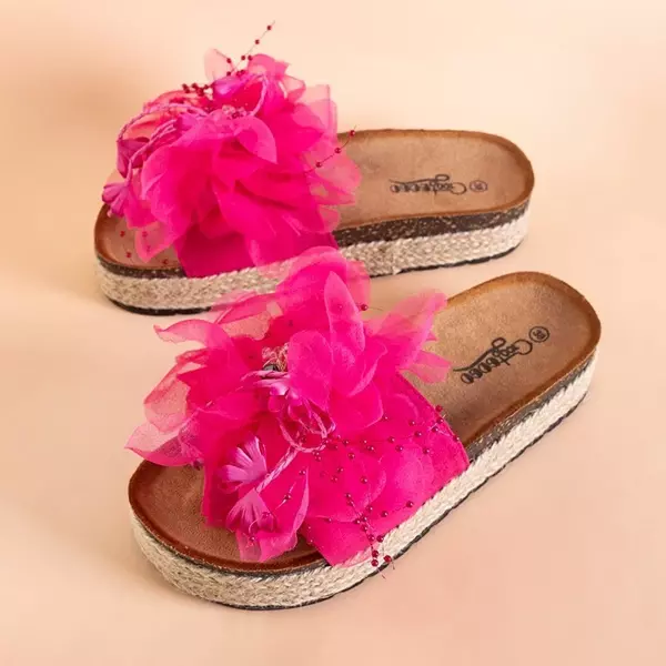 OUTLET Жіночі рожеві тапочки на платформі Izylda - Взуття