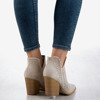 Світло-бежеві чоботи на щиколотці Cowboy Bess - Взуття 1